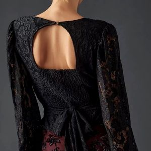 BLACK ANTHROPOLOGIE BALLOON SLEEVE BLOUSE